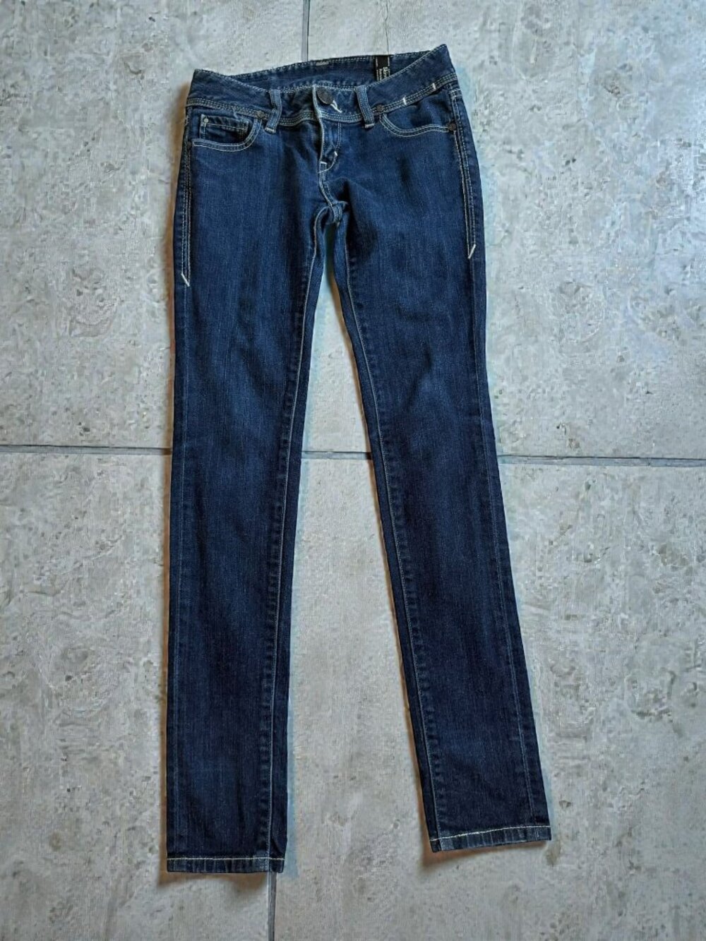 LEVIS Womens Skinny Patricia Denim Jeans  Size 25 x 32